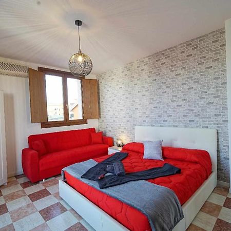 Destiny Home 7 Verona Fiera Luaran gambar